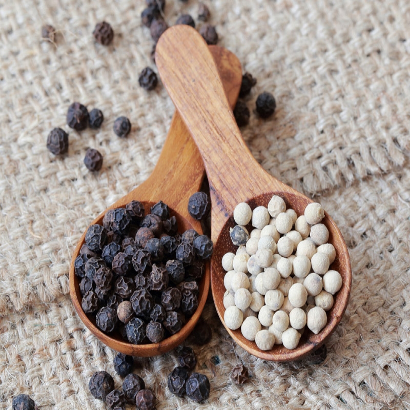 白胡椒粉和黑胡椒粉有什么区别？